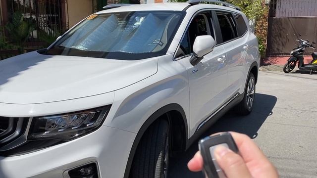 WE BOUGHT A CAR IN THE PHILIPPINES! 2021 Geely Okavango Urban смотреть онлайн