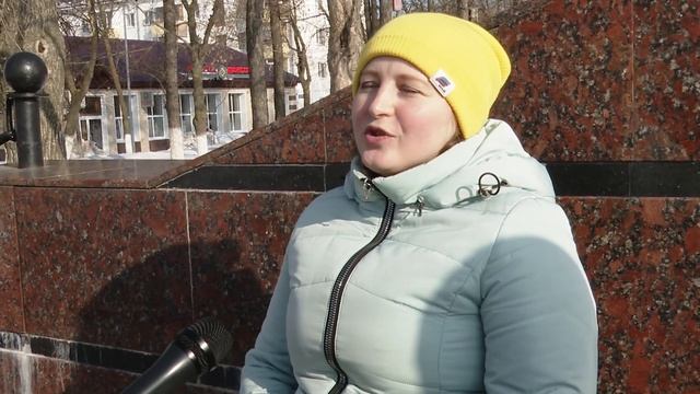 Кого будут поздравлять заинские мужчины и что ждут на 8 Марта женщины смотреть онлайн