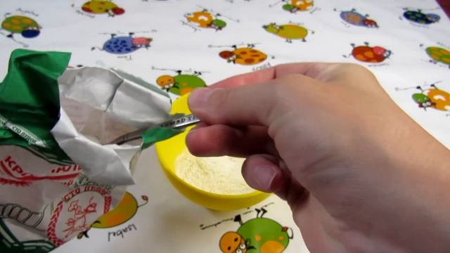 3 ЛИЗУНА БЕЗ КЛЕЯ и с клеем ИЗ ВОДЫ, МЫЛА, САХАРА ОТ ПОДПИСЧИКОВ - КАК СДЕЛАТЬ СЛАЙМ БЕЗ ТЕТРАБОРАТ смотреть онлайн