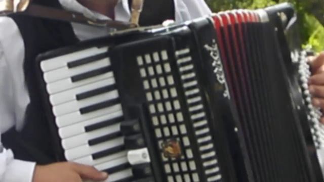 Музика на весілля .Весільні музики гурт "ДЕБЮТ" смотреть онлайн