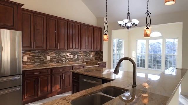 Real estate walk through video - 12176 Eddystone Ct, Woodbridge, VA 22192 смотреть онлайн