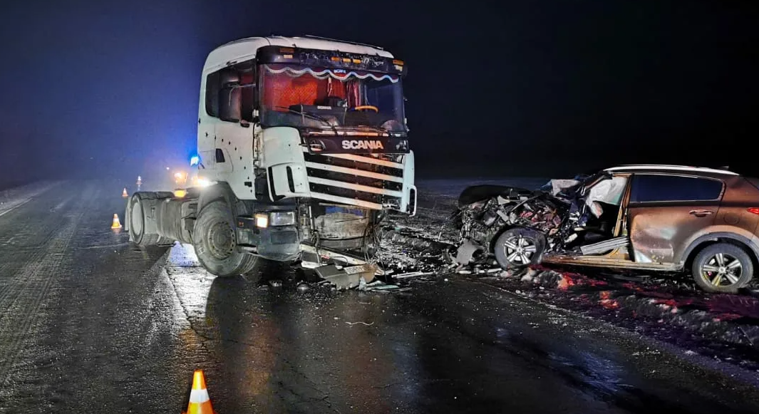 Жесткие аварии грузовиков. Невезучие водители. НЕ ДЛЯ ВПЕЧАТЛИТЕЛЬНЫХ!!! смотреть онлайн