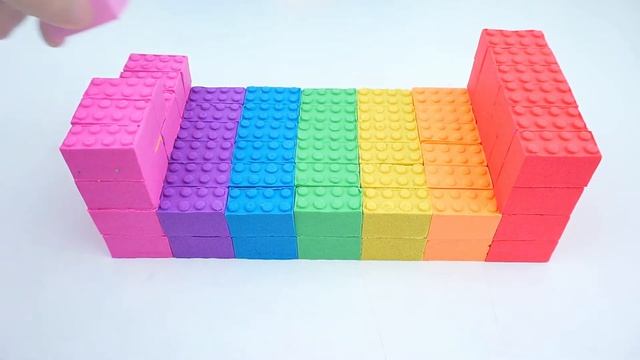 Как сделать радужный диван из кинетического песка Плей До для детей смотреть онлайн