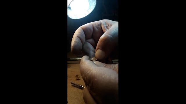 Варианты исполнения замков на цепи и браслеты смотреть онлайн