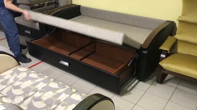 Диван кровать на металлокаркасе и механизмом еврокнижка и спальным местом 190 на 150 смотреть онлайн