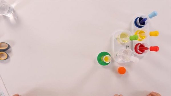 Kiwi Co Unboxing Oil and Water Experiment | Science Experiment | Science for Toddlers