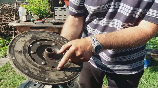 Муфта зчеплення на Тракторі Т 40 АМ (ГАЗ-53) смотреть онлайн