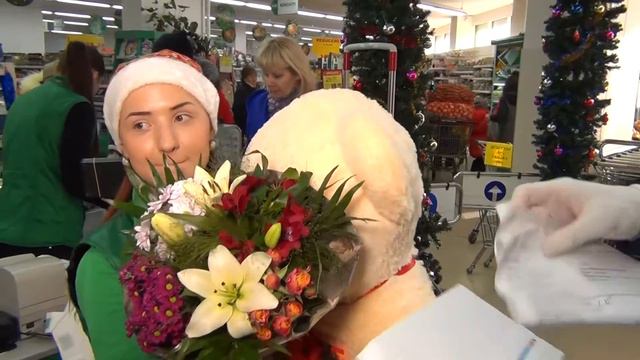 Urs cu flori, in dar! 16986 смотреть онлайн