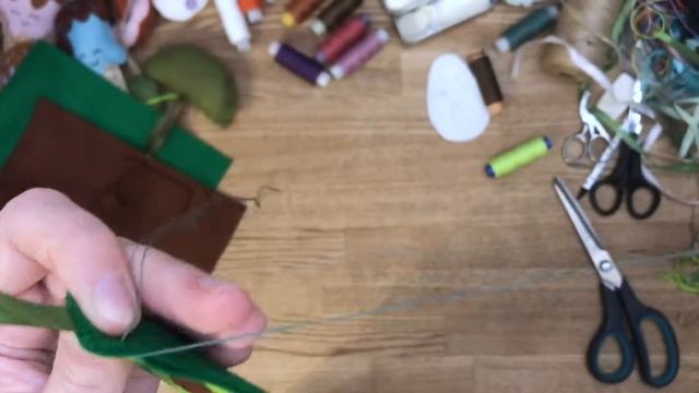 Елочные игрушки из фетра смотреть онлайн