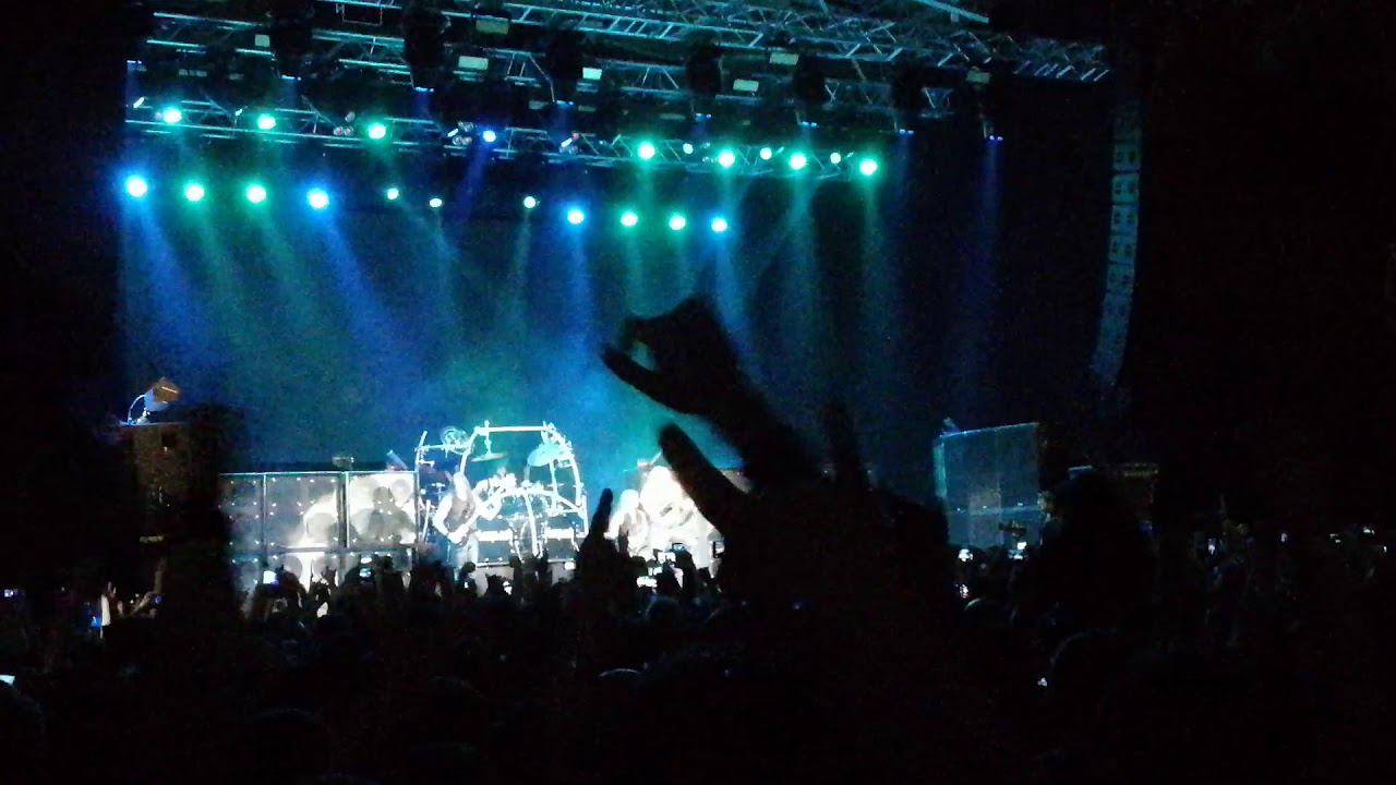 Manowar - Brothers of Metal (live in Rostov) смотреть онлайн