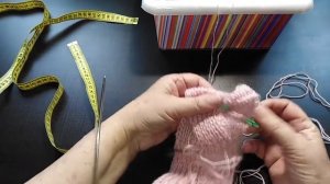 КАРДИГАН С ЦЕЛЬНОВЯЗАННОЙ ПЛАНКОЙ РЕГЛАНОМ СВЕРХУ  // ПОДРОБНО