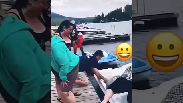 Мотор ревёт, видео ,приколы, смотреть всем смотреть онлайн