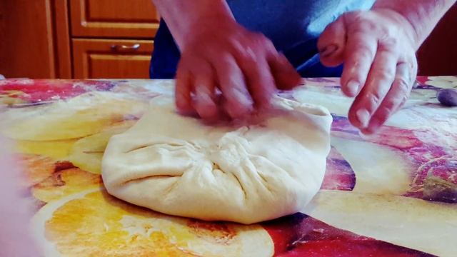 Рыбный пирог из Щекура и дрожжевого теста смотреть онлайн