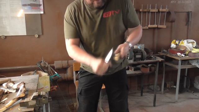 Реальные тесты. Benchmade Steep Country Hunter///S30V смотреть онлайн