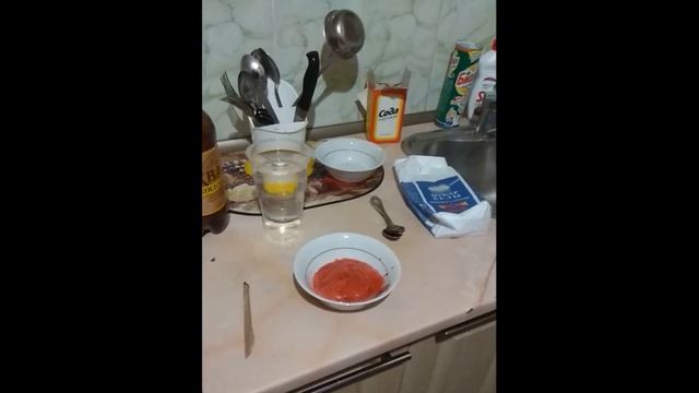 Полтергейст. Тарелка двигается сама по столу. Чудеса! смотреть онлайн