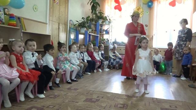 Весенний утренник в детском саду смотреть онлайн