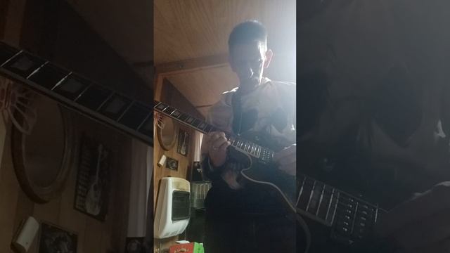 showing how the Dave Mustaine from Megadeth pick up sounds in this slash Epiphone killer смотреть онлайн