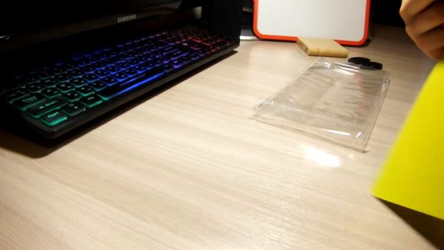 Расспаковка и обзор беспроводной клавиатуры Logitech K-380 смотреть онлайн