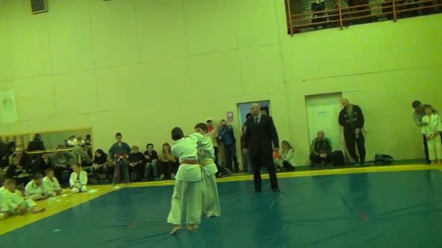Шумак W - Рубан L .Турнир по дзюдо 'IPPON на призы деда Мороза'. 21.12.2013. смотреть онлайн