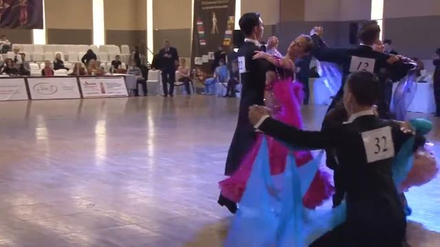 Плескачев Кирилл Сиротко Алиса смотреть онлайн