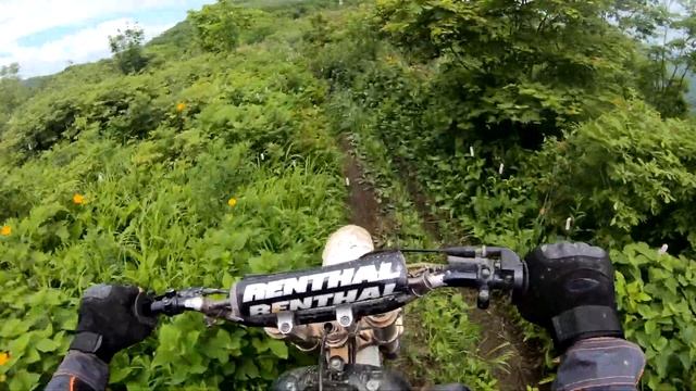 Старый кросс 250 - 2 круг по сопкам V004 смотреть онлайн