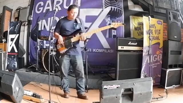 ahmad sebastio with SCHECTER CV 4 @GARUT "IAM ON WITH U" смотреть онлайн
