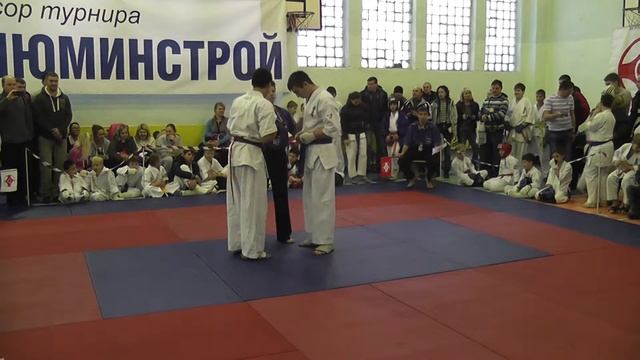 23.11.2013 открытый Чемпионат и Первенство по каратэ Киокушинкай кубка Содружество. Ларионов Данил смотреть онлайн