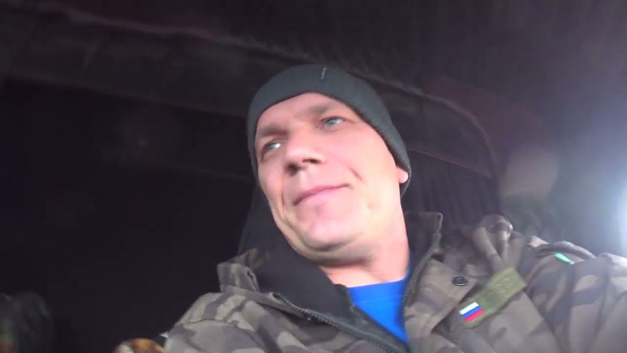 Развоз воды по полям на КамАЗе!)) смотреть онлайн