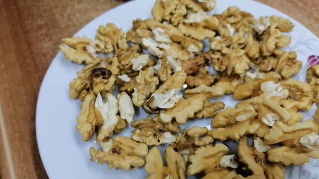 Ceviz kabuğu ile saç boyama //Cevizin yeşil kabuğunun önemini kimse bilmiyor смотреть онлайн