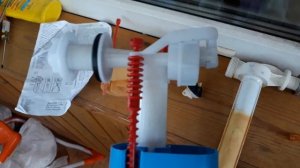 Плохо набирается вода в бачок унитаза. AlcaPlast A16.