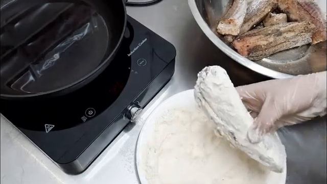 Жареный минтай, самый простой рецепт смотреть онлайн