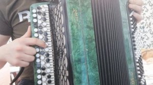 (Малиновый звон),подробный разбор на баяне!!!