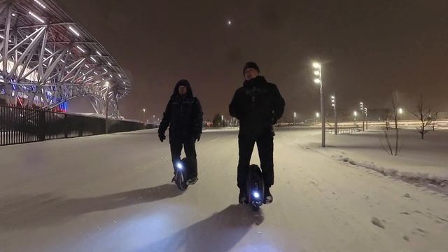 Николай на Николе, зимние покатушки! Беседа на Колёсах обо всём Моноколёсном! Моноколесо Зимой! смотреть онлайн