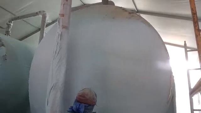 Напыление пенополиуретана на резервуары с авиационным топливом смотреть онлайн