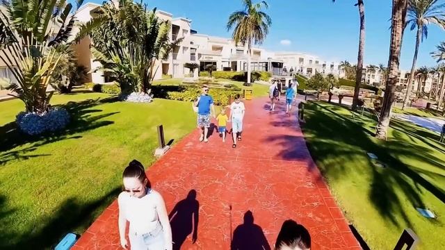 Наш первый день отдыха в отеле Rixos Sea Gate