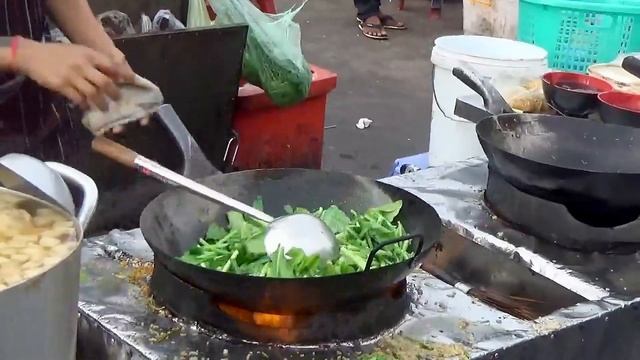 Плов с креветками. Уличная еда. Пномпень. Камбоджа. смотреть онлайн