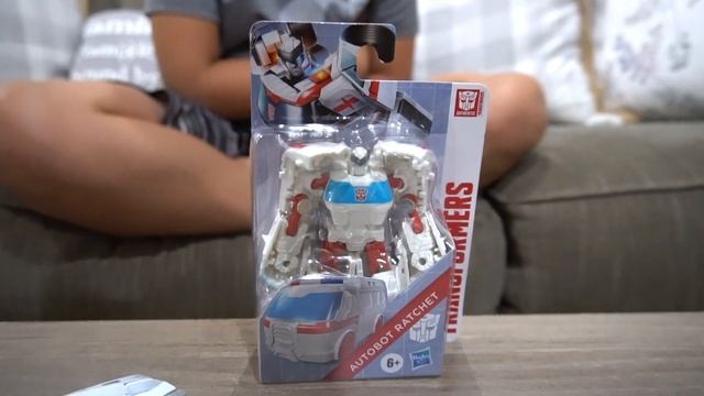 Transformers Earthrise Red Alert Wheeljack Ratchet! смотреть онлайн