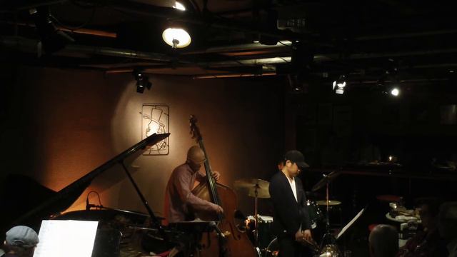 Miles Ahead - Keiji Matsushima Quartet смотреть онлайн