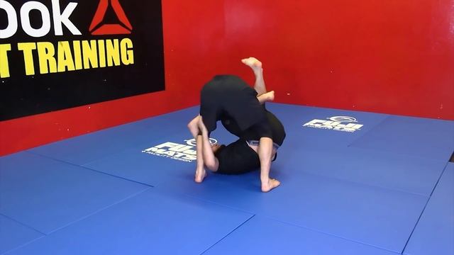 Khabib Nurmagomedov - Mounted Triangle смотреть онлайн