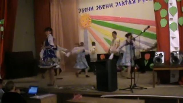 "В роще пел соловушка" смотреть онлайн