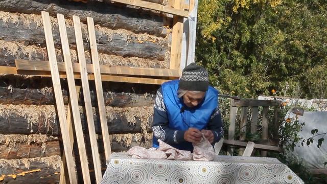 Гадание онлайн. Что будет? Что ждать? Выберите мешочек и загадайте желание. 01.10.21 смотреть онлайн