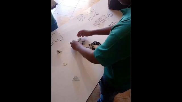 Students playing the recycle game смотреть онлайн