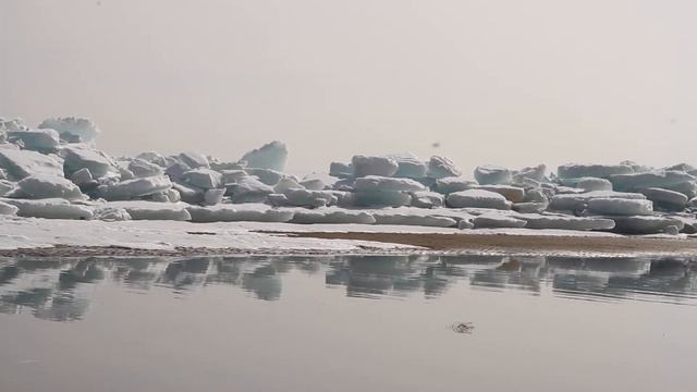 Казахстан. Великое Капчагайское море в марте. смотреть онлайн