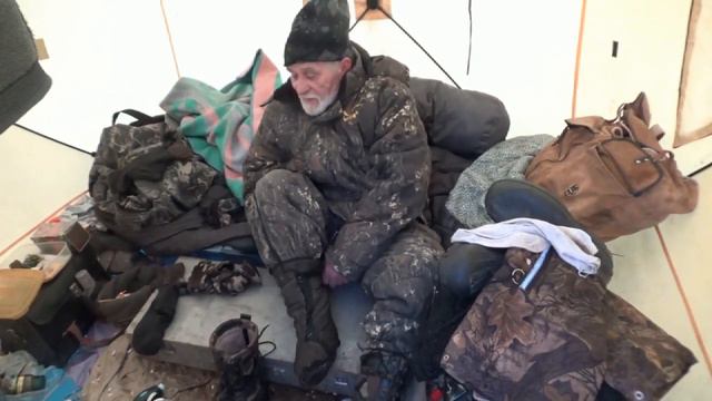 Рыбалка с ночевкой на озере смотреть онлайн