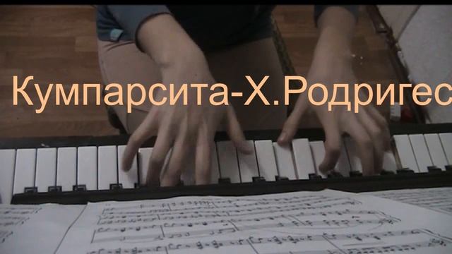 ТАНГО НА ФОРТЕПИАНО!Захотелось Вам поиграть на пианино.Инструментальная музыка от цветочницы. смотреть онлайн