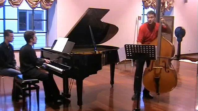Domenico Dragonetti andante&rondo смотреть онлайн