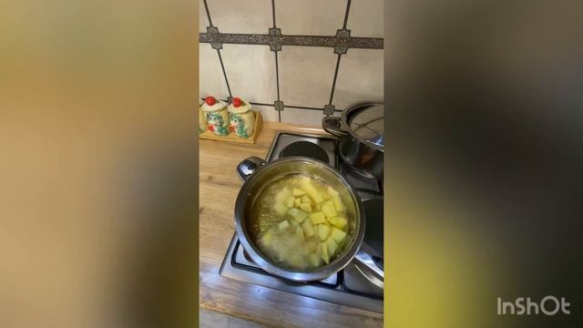Как правильно жарить печень, легкие и ливер с картошкой. Очень вкусненько и просто… смотреть онлайн