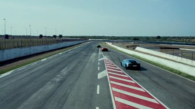 Grand Openining Lamborghini Bari I Evento in pista смотреть онлайн