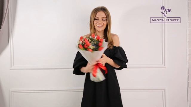 Букет с тюльпанами и эрингиумом смотреть онлайн