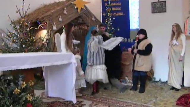 Рождественская постановка в костёле 3.avi смотреть онлайн
